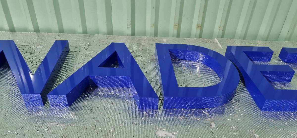 Dịch vụ gia công chữ inox tại Phan Thiết Bình Thuận 1 Gia công chữ inox Nguyễn Gia Phát